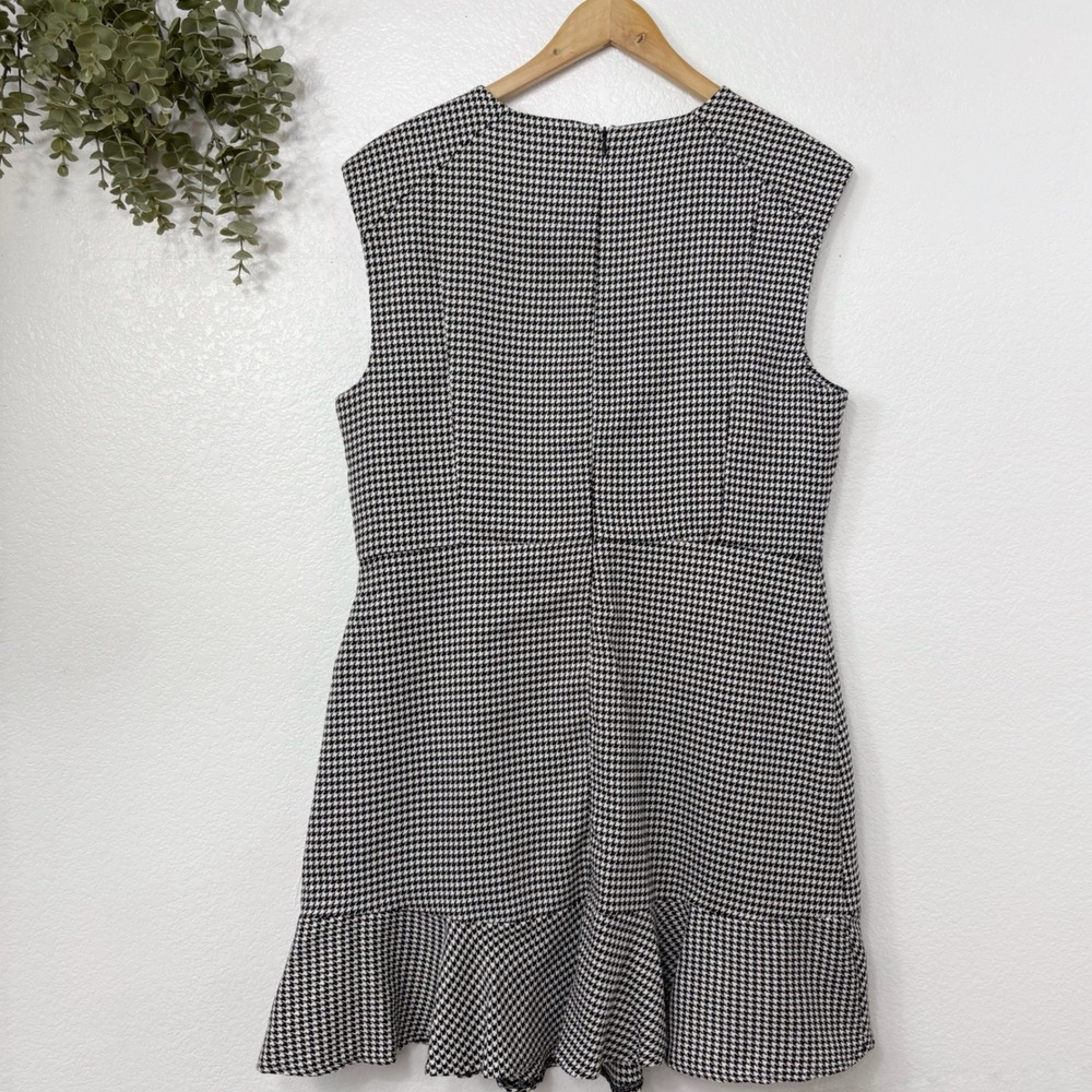 Halogen Women's Houndstooth Sleeveless Ruffle Hem Mini Dress - Size large - Picture 7 of 7